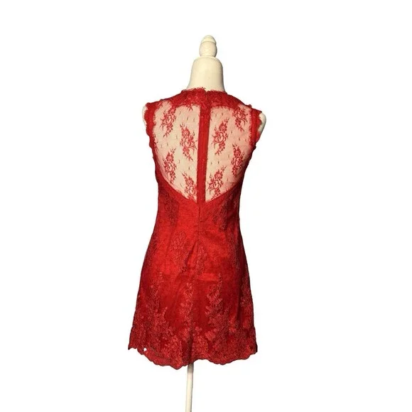 LULUS RED LACE MINI DRESS SHEER BACK EMBROIDERED SZ M EUC ROMANTIC FEMININE - Picture 4 of 8